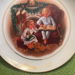 Wedgewood 1983 Christmas plate